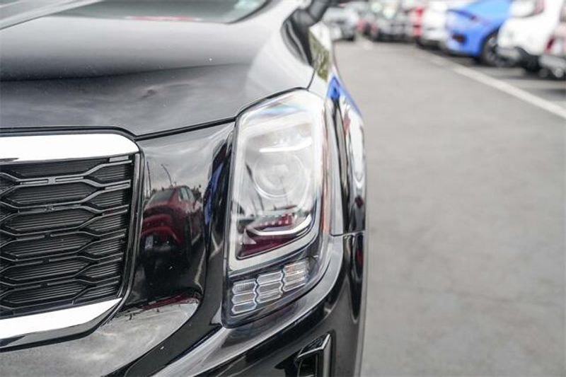 Used 2022 Kia Telluride LXImage 10