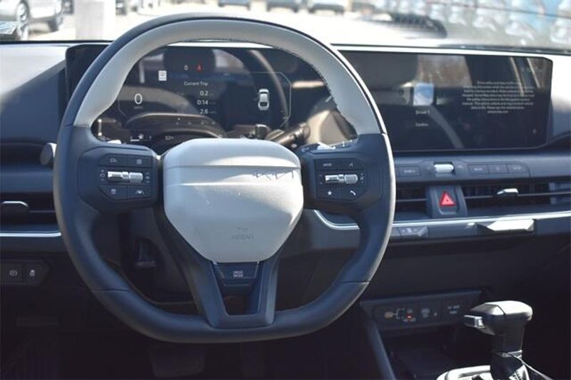 2025 Kia K4 GT-LineImage 18