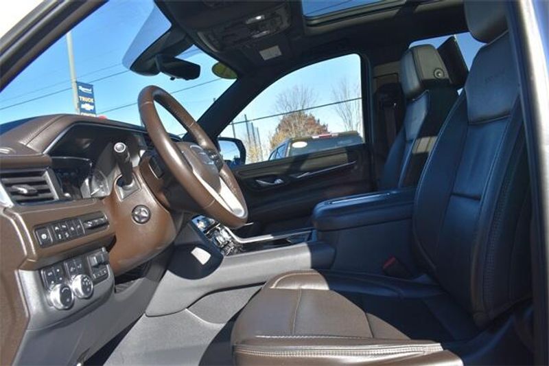 Used 2021 GMC Yukon DenaliImage 32