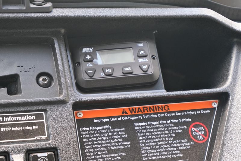 2025 Honda PIONEER 10005 TRAIL SE MATTE GRAY METALLIC Image 19