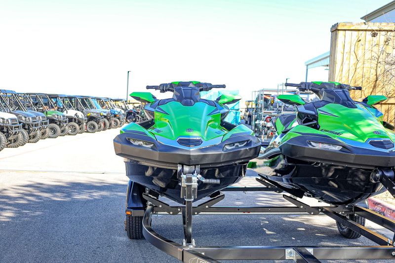 2024 Kawasaki JET SKI ULTRA 310 310LXS  BLACKGREEN Image 11