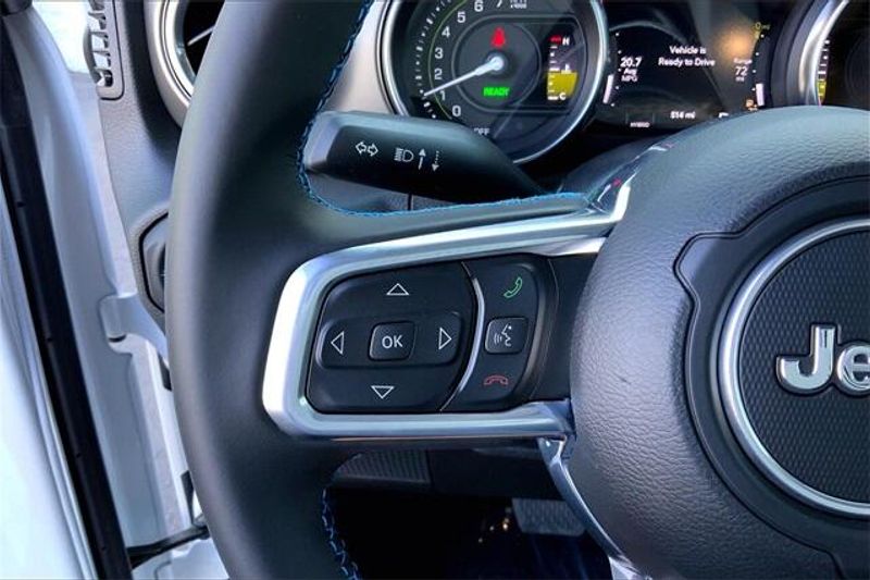 Used 2022 Jeep Wrangler 4xE Unlimited Rubicon 4xeImage 18