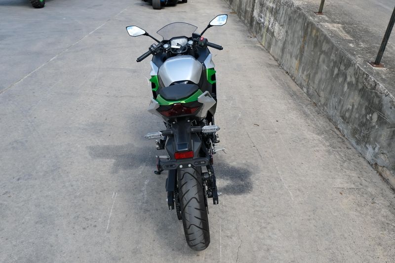 USED 2024 KAWASAKI NINJA E1 ABS Image 4