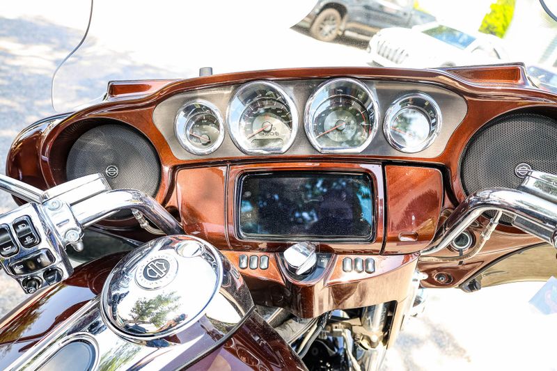 2019 HARLEY LIMITED ELECTRIC GLIDE CVO LIMITED  ROOT BEER Image 25