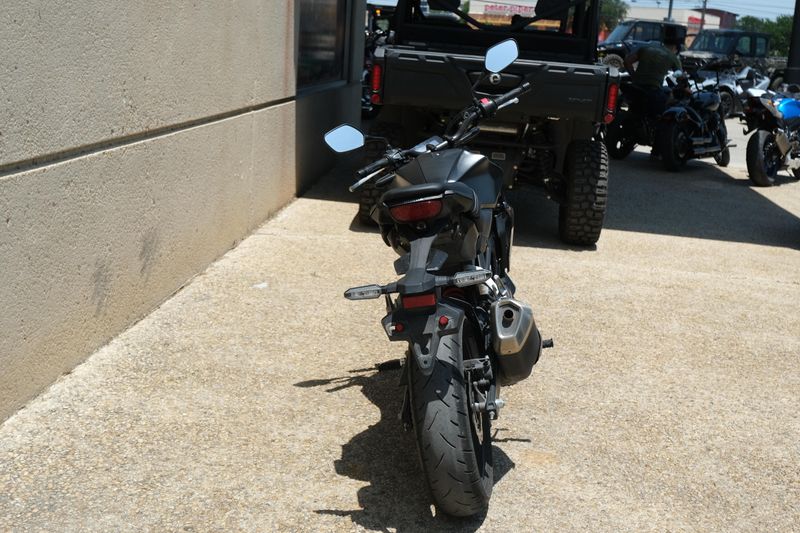 2024 Honda CB300R ABS BLACK Image 5