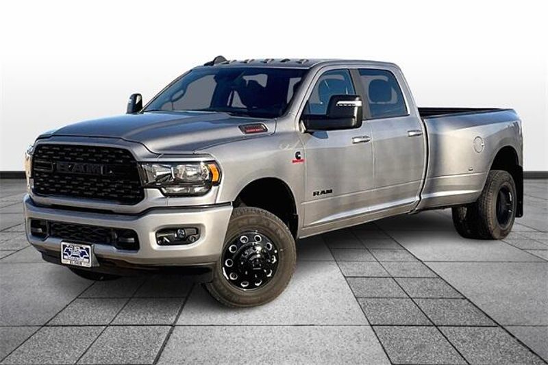 2024 RAM 3500 Lone Star Crew Cab 4x4 8