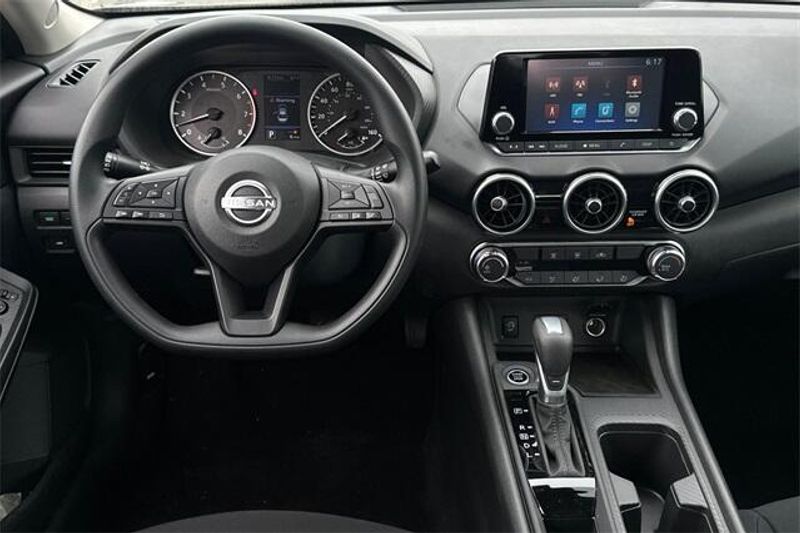 New 2025 Nissan Sentra SImage 11