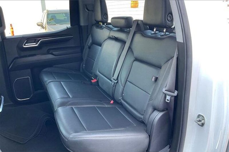 Used 2023 GMC Sierra 1500 SLTImage 25