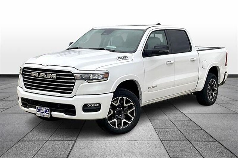 2025 RAM 1500 Laramie Crew Cab 4x4 5