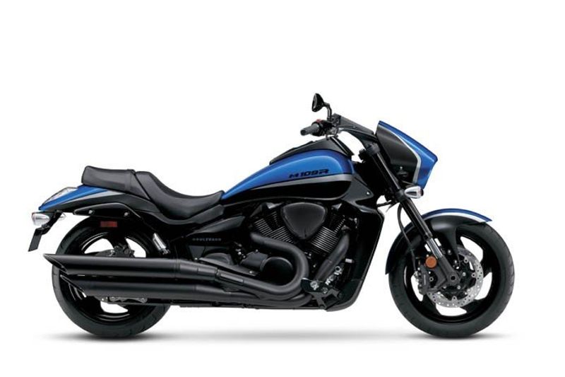 2023 Suzuki BOULEVARDM109R Image 1