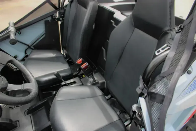 2025 Polaris RZR 200 EFI STORM GRAY AND BLUE Image 12