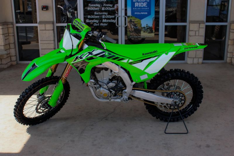 2025 Kawasaki KX450SR LIME GREEN Image 1