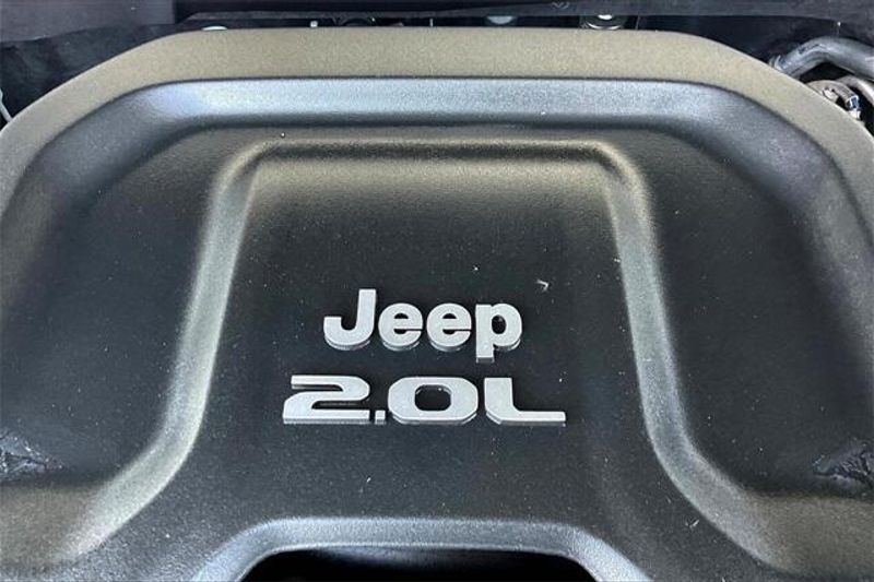 Used 2022 Jeep Wrangler 4xE Unlimited Rubicon 4xeImage 32