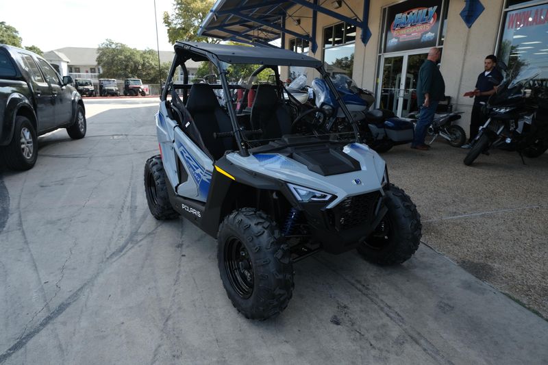 2025 Polaris RZR 200 EFI STORM GRAY AND BLUEImage 1