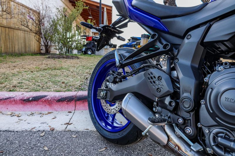 NEW 2025 YAMAHA MT07 Image 17