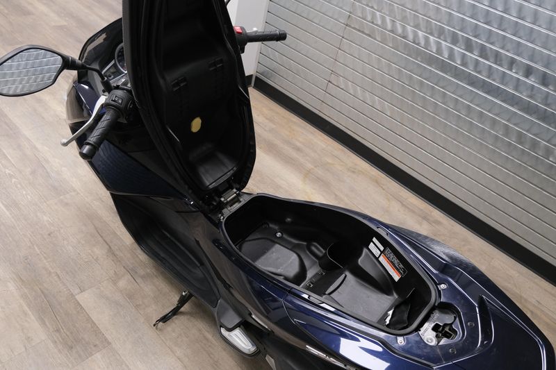 USED 2018 HONDA PCX 150 Image 15