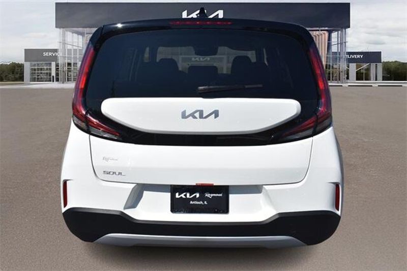 New 2025 Kia Soul SImage 4