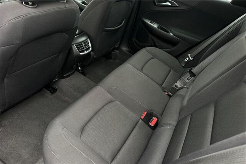 Used 2024 Chevrolet Malibu LTImage 10