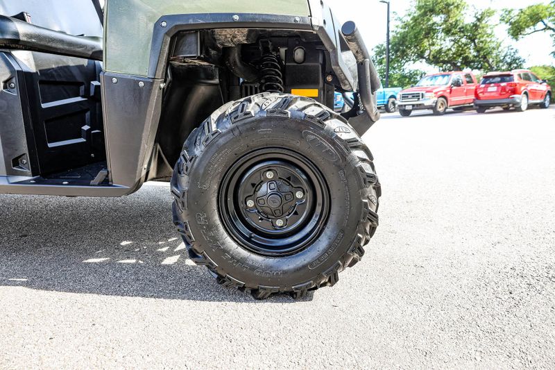 2011 Polaris RANGER 800 Crew Sage Green 800 Crew Image 6