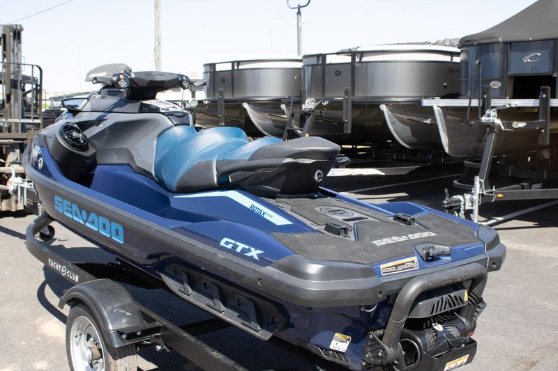 NEW 2025 SEADOO GTX 170 WITH SOUND SYSTEM IDF Image 11