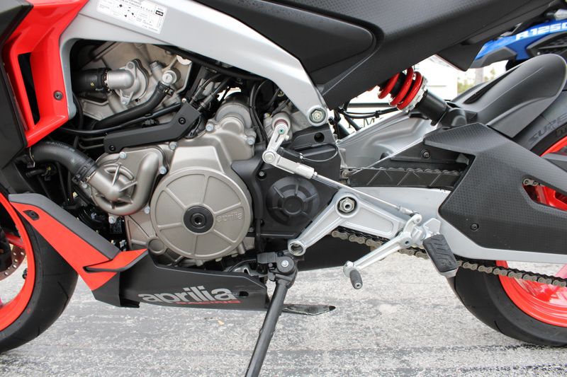 2021 Aprilia Tuono 660 