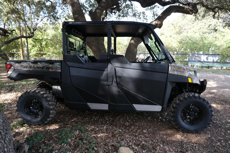 2025 Polaris RANGER CREW XP 1000 PREMIUM PURSUIT CAMOImage 25