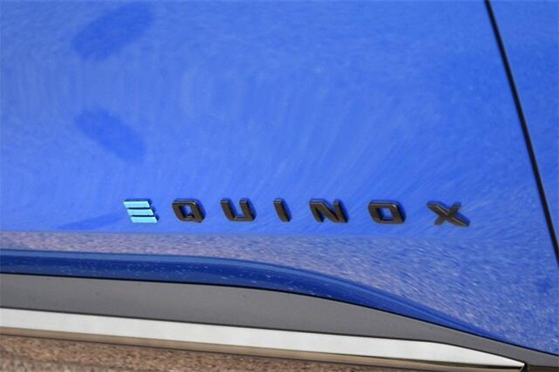 2025 Chevrolet Equinox EV RSImage 12