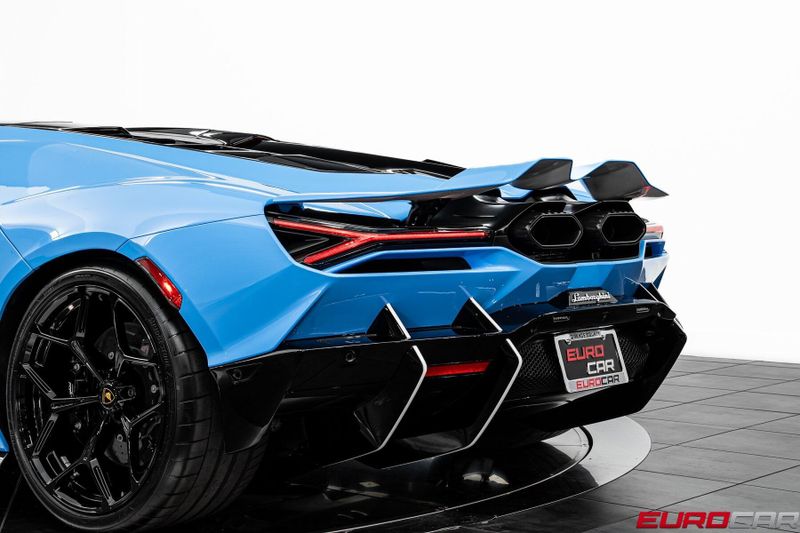 Used 2025 Lamborghini Revuelto *HIGH GLOSS STYLE PACKAGE * PASSENGER DISPLAY*Image 21
