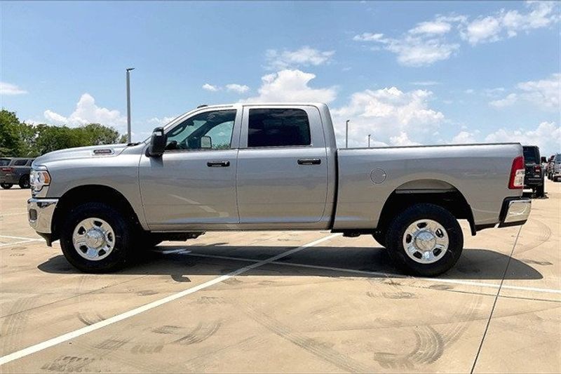 2024 RAM 2500 Tradesman Crew Cab 4x4 6