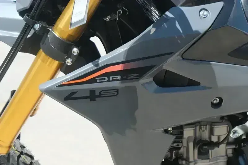 NEW 2025 SUZUKI DR-Z4S Image 13