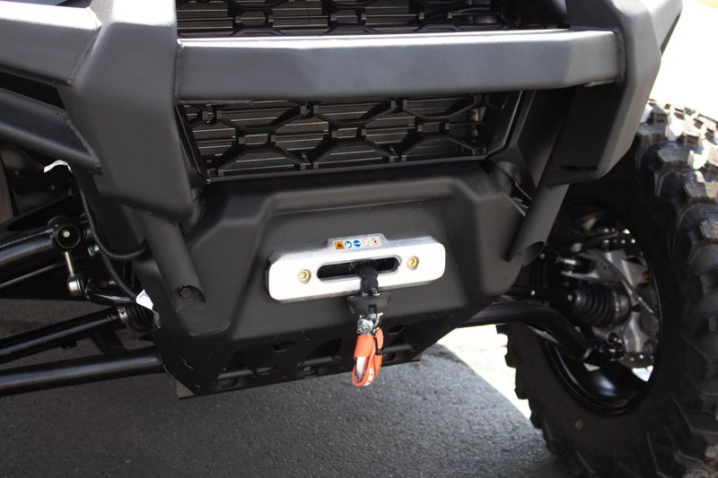 NEW 2026 CAN-AM DEFENDER MAX LIMITED CAB HD11 Image 9