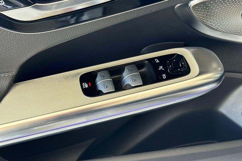 Used 2024 Mercedes-Benz CLE 450Image 13