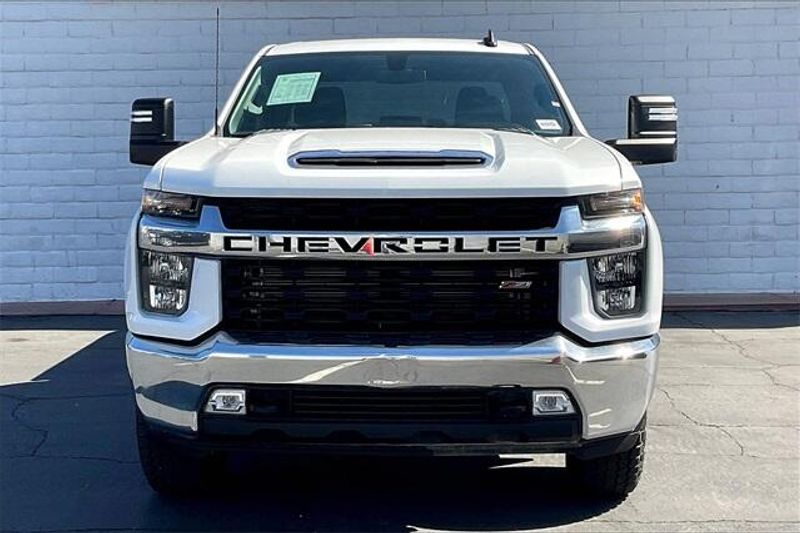 Used 2023 Chevrolet Silverado 2500HD LTImage 2