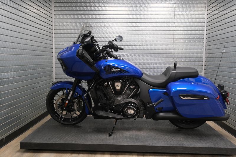 NEW 2026 INDIAN MOTORCYCLE CHALLENGER DARK HORSE WITH 112 PACKAGE Image 6