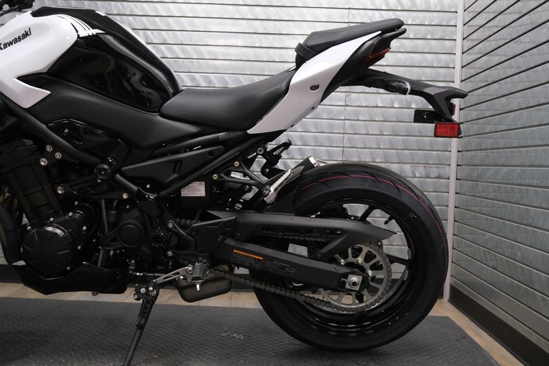 NEW 2026 KAWASAKI Z900 ABS Image 16