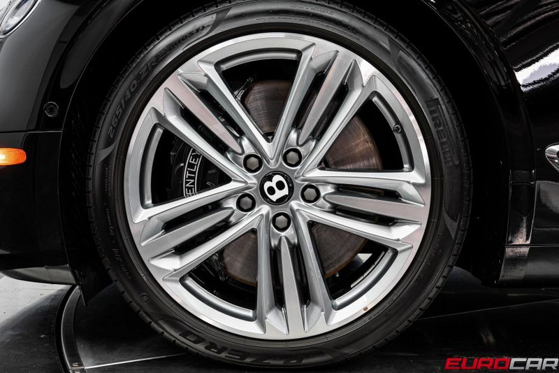 Used 2023 Bentley Continental GT V8 *FRONT SEAT COMFORT SPEC * TWO-TONE INTERIOR*Image 21