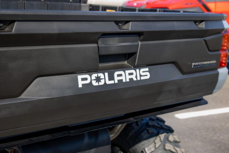 NEW 2026 POLARIS RANGER CREW XP 1000 NORTHSTAR EDITION PREMIUM Image 14