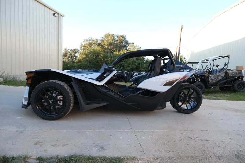 2024 Polaris SLINGSHOT SLR AUTODRIVE MOONLIGHT SHADOWImage 5