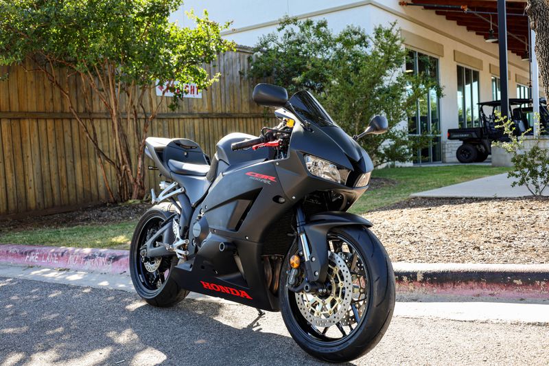 Used ROAD GLIDE CVO CUSTOM Inventory | Family Powersports Alamo