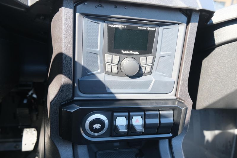 NEW 2025 POLARIS SLINGSHOT S AUTODRIVE  in a SLINGSHOT RED exterior color. Family PowerSports (877) 886-1997 familypowersports.com 