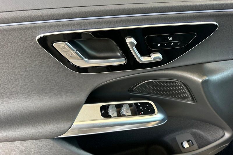 Used 2025 Mercedes-Benz E-Class E 350Image 11