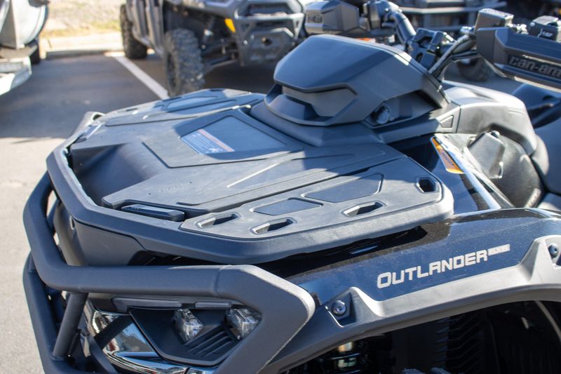 NEW 2026 CAN-AM OUTLANDER MAX 6X6 BACKCOUNTRY 1000R Image 12