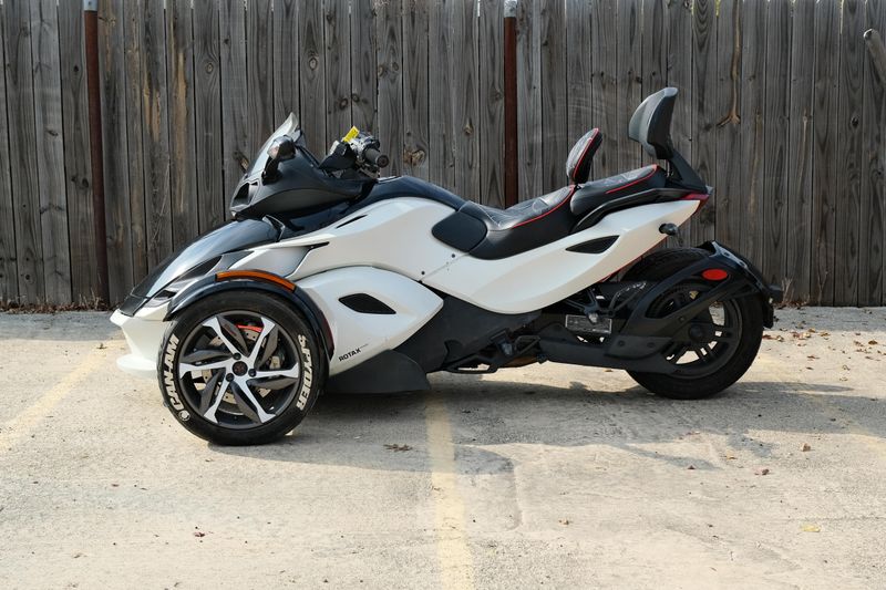 USED 2014 CAN-AM RD SPYDER RS S 991 Image 6