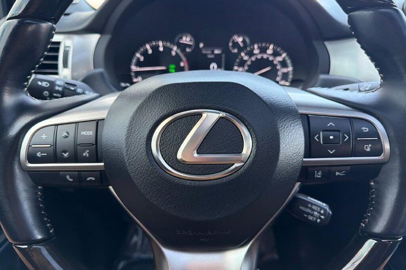 Used 2023 Lexus GX 460Image 21