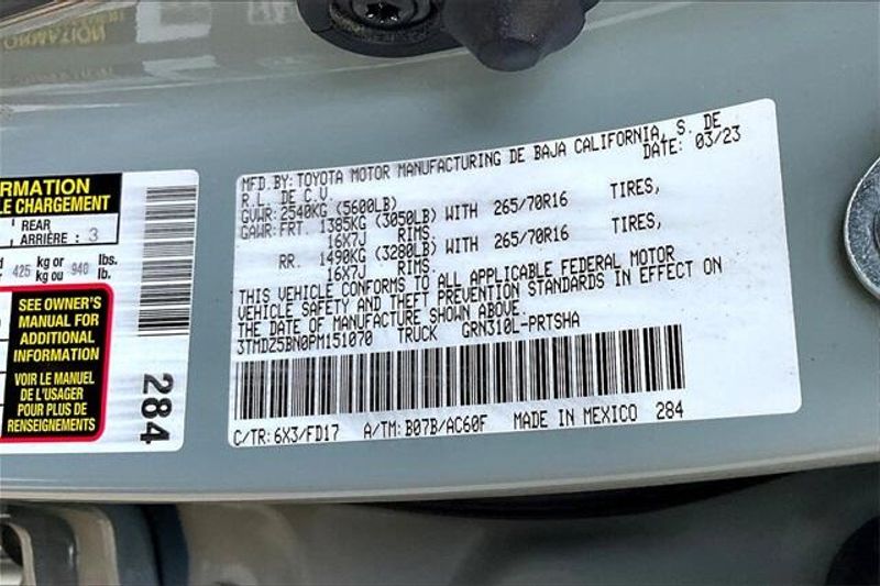 Used 2023 Toyota Tacoma TRD Off-RoadImage 33