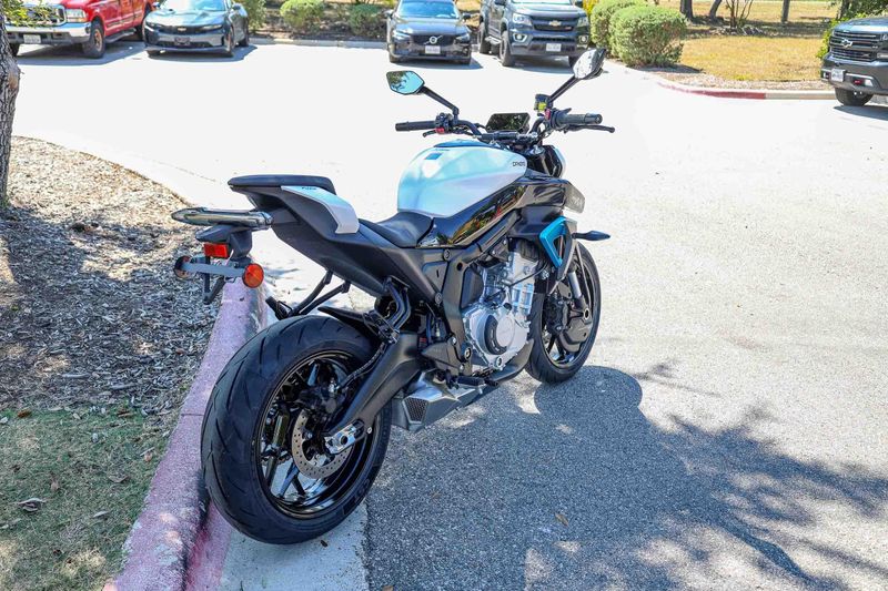 NEW 2026 CFMOTO 675NK Image 30