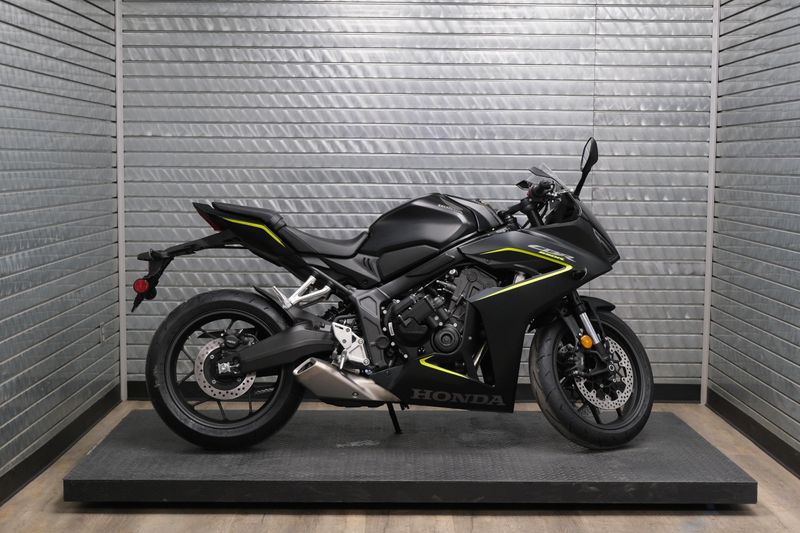 NEW 2026 HONDA CBR650R ECLUTCH Image 2