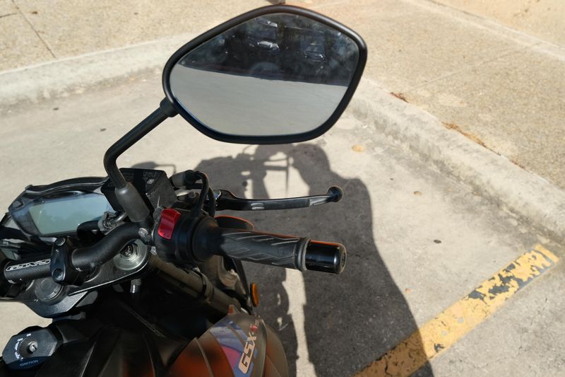 USED 2019 SUZUKI GSXS750ZL9 Image 9