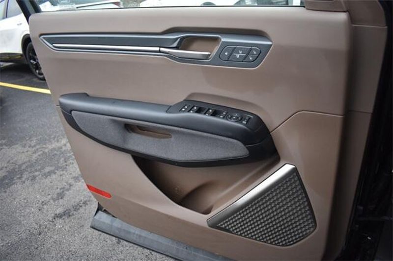 2024 Kia EV9 LandImage 37