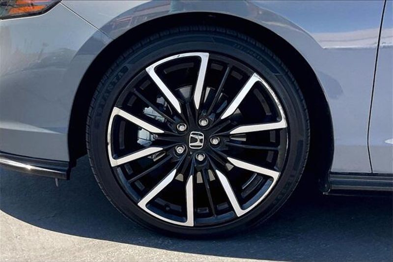 Used 2024 Honda Accord TouringImage 8